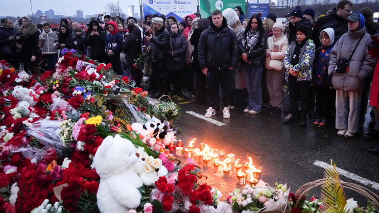 Le Parisien: скорбящие москвичи обвиняют в теракте Украину