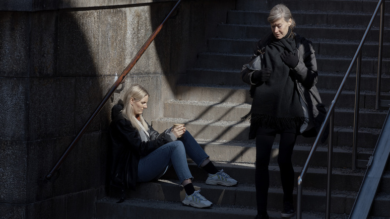 TV4: выглядит «не очень радужно» — шведы продолжают закапываться в долгах