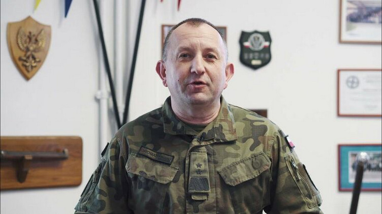 СТРАНА: в Польше уволили генерала, отвечавшего за подготовку украинских военных