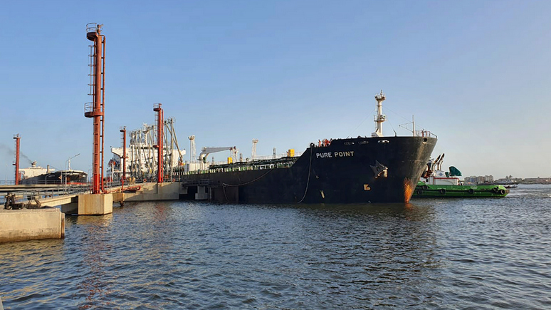Bloomberg: несмотря на санкции, экспорт российской нефти по морю достиг самого высокого в этом году уровня