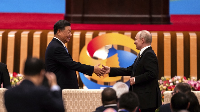 Foreign Affairs: Западу не удастся вбить клин между Россией и Китаем 