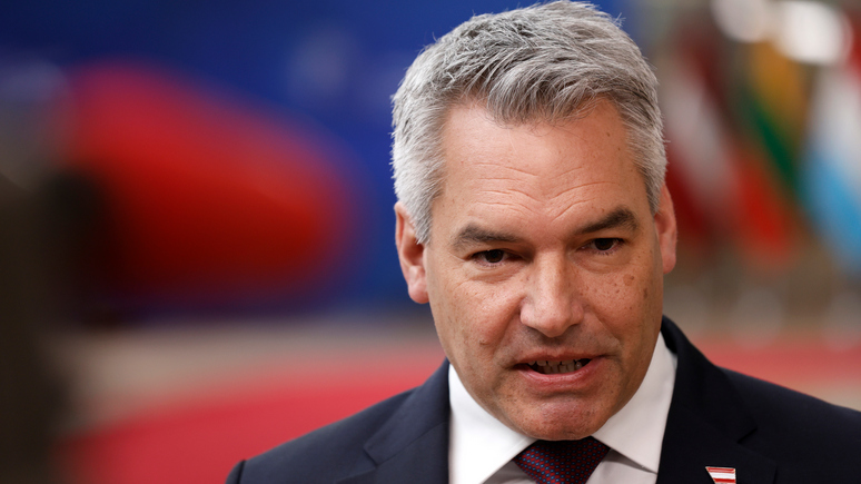 Die Zeit: канцлер Австрии считает, что Западу нужно хотя бы начать переговоры с Россией по Украине