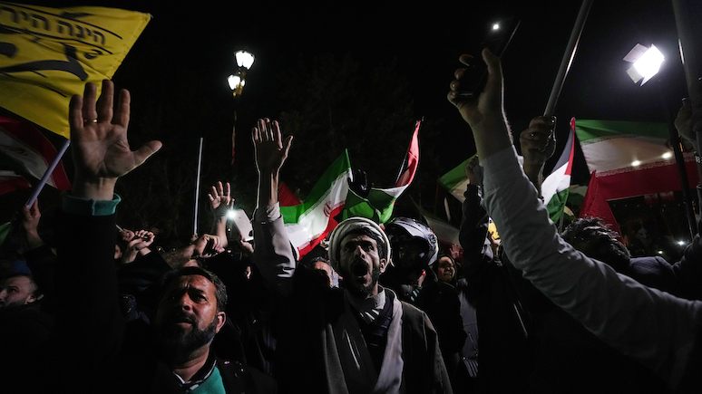 Foreign Affairs: после атаки Ирана регион не взорвался, но опасность нарастания конфликта остаётся