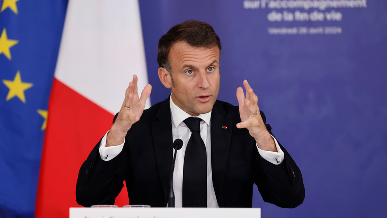 Le Figaro: оппозиция обвинила Макрона в желании лишить Францию автономии