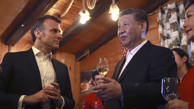 Politico: ни гостеприимство, ни щедрые жесты не помогли Макрону сломить упрямство Си Цзиньпина