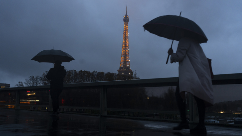 France info: власти заняты Украиной — французы считают, что при Макроне им «стало только хуже»