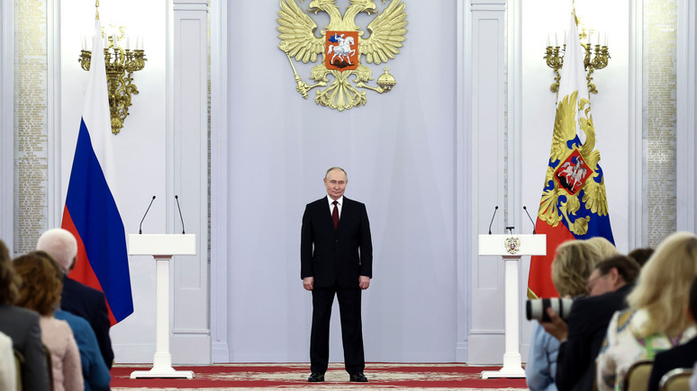 «Фигура, равная Петру Первому» — Paris Match выяснил, как россияне относятся к Путину