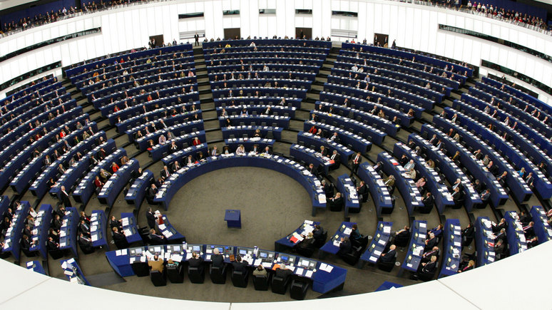 Spiegel: в Европарламенте появится новая «пророссийская» фракция 