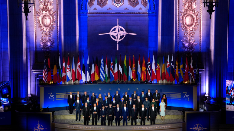 Обозреватель CNN: НАТО следует сказать Киеву правду — Украине ещё далеко до членства в альянсе