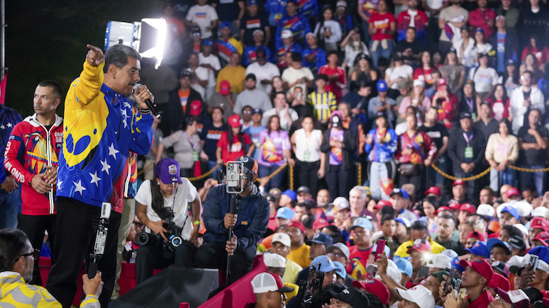 El País: Мадуро призвал уважать суверенитет и волю венесуэльцев после победы на выборах