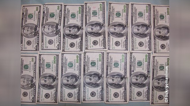 Россияне считают, что хроническая коррупция в стране неискоренима 