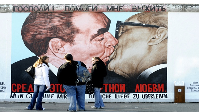 Власти нашли следы гей-пропаганды в русской традиции