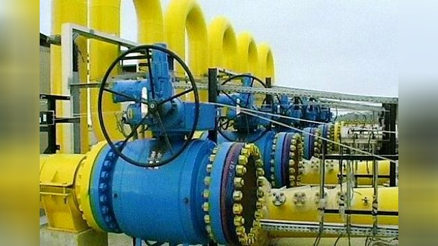 Украина получила первый газ из Европы через Венгрию