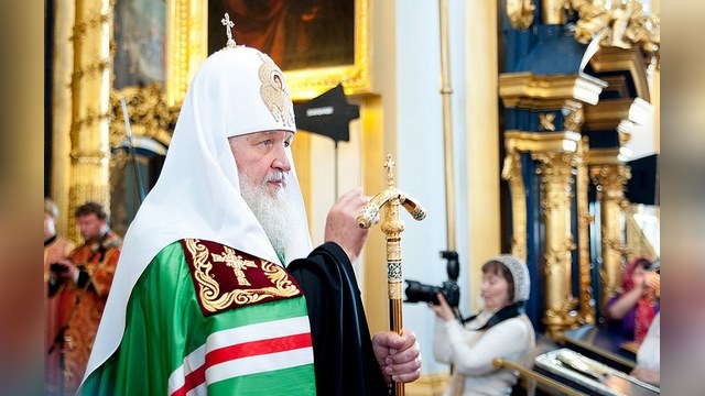 Focus Online: Патриарх Кирилл определил место женщины у плиты