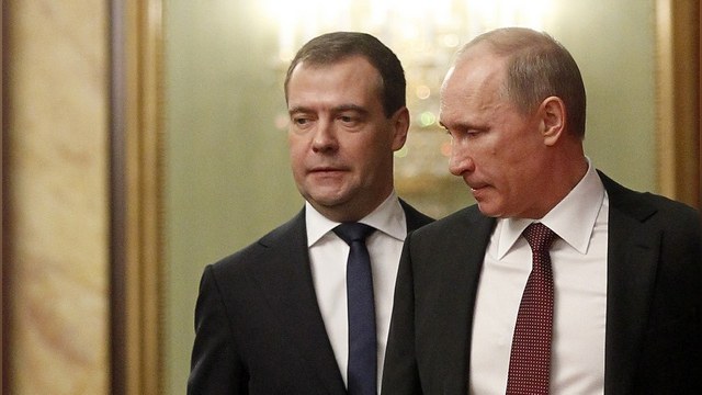 NYT: Видеосюрприз от Путина может быть предупреждением Медведеву