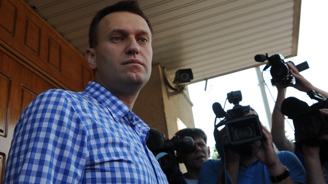 Путину невыгодно превращать Навального в «мученика»
