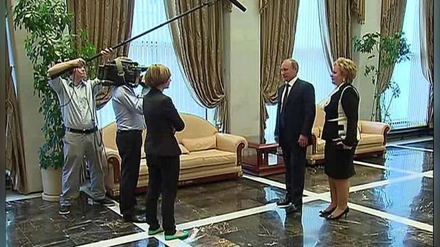 Развод добавит образу президента России человеческие черты 