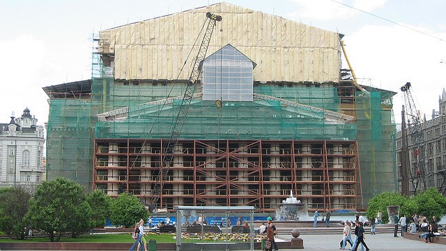 Во время ремонта Большого театра расхитили 90 миллионов рублей