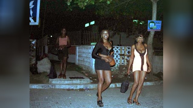 Нигерийские проститутки едут в Россию с одобрения родителей