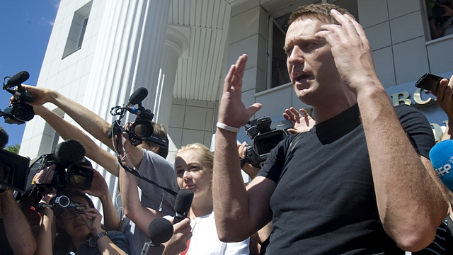 Мировые СМИ: Неожиданная свобода угрожает Навальному-политику