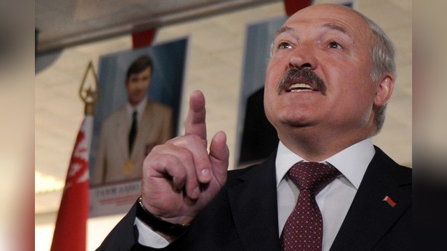 Лукашенко: России давно пора приютить Сноудена