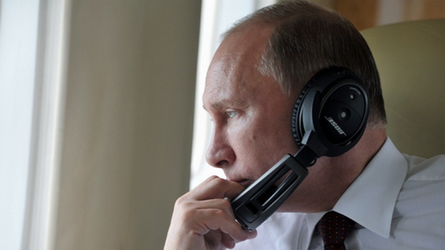 «Агрессивный, насильственный курс» России аукнется Путину