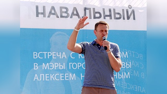 Навальный берет пример с Обамы