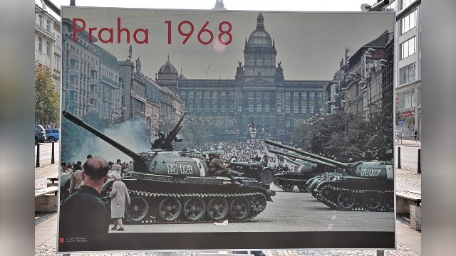 МИД Чехии вступился за участников митинга в память о событиях 1968 года