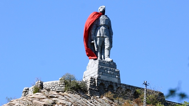В осквернении памятника «Алеше» болгарский мэр увидел чувство юмора