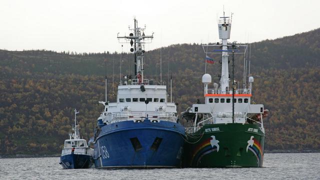 Пресс-секретарь Greenpeace проведет 2 месяца за решеткой