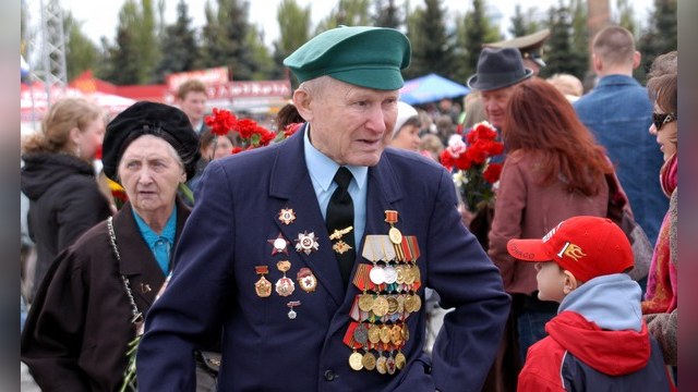 ERR: Кремлевские пособия ветеранам Балтии приведут к расколу общества