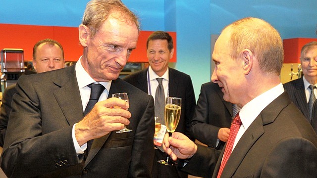 Председатель МОК признался в дружбе с Путиным