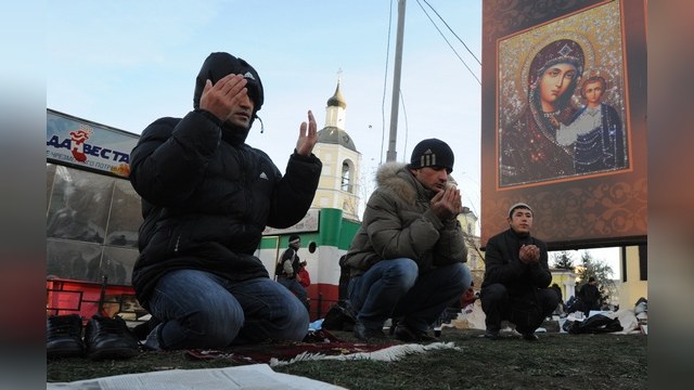 Адоманис: Россию зря пугают исламизацией