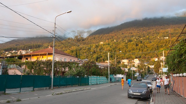 Sankei Shimbun: Абхазия все больше зависит от российского соседа