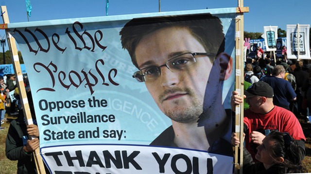 Welt Online: Сноуден поможет Германии раскрыть американскую сеть