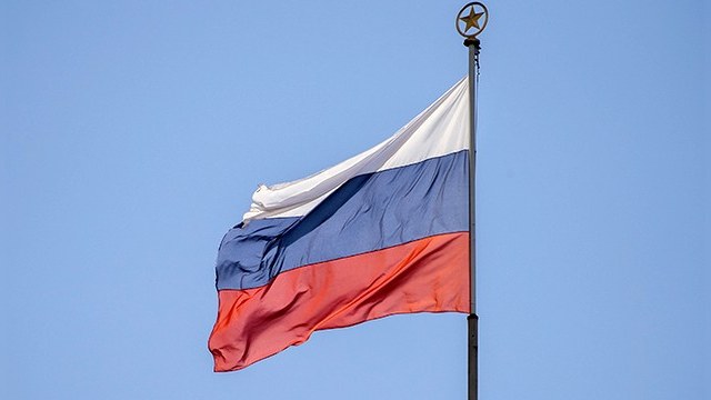 В Грузии сожгли российский флаг