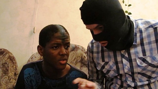 В России сняли на видео издевательства над африканцем