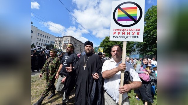 BuzzFeed: Права геев стали оружием России в борьбе за Украину