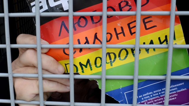 Гомосексуалы из России ищут убежище за границей  