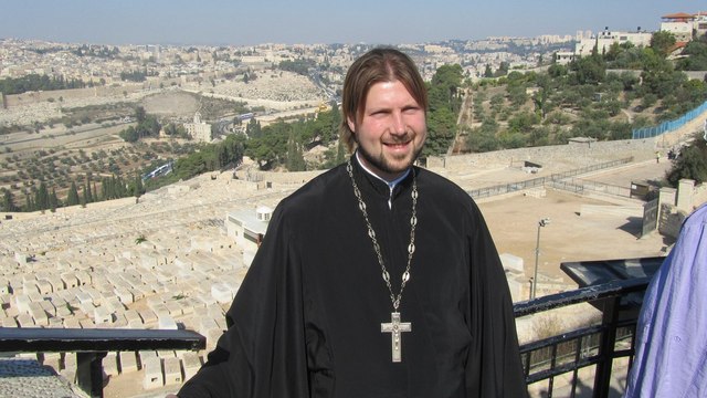 Священик, подозреваемый в педофилии, скрылся в Израиле