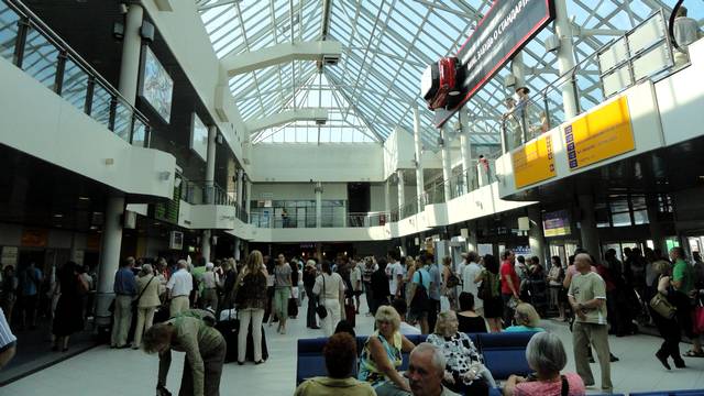 Bloomberg: Жесткая посадка российской авиаиндустрии