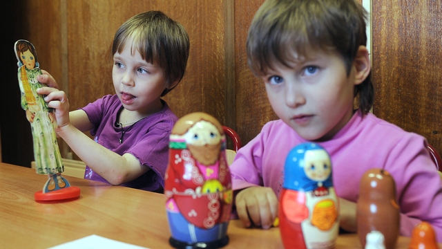 Россия требует расследовать факты нарушения прав детей