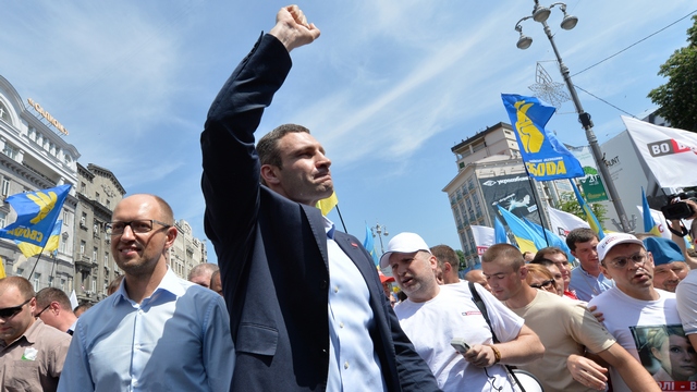 Кличко: Янукович пытается украсть у украинцев будущее