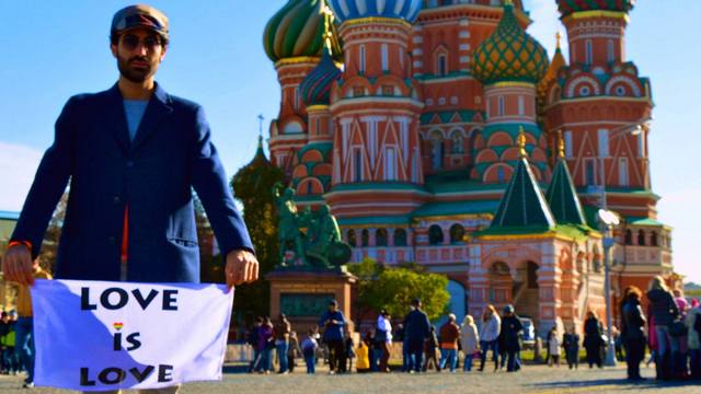 Московская полиция распознала протест ЛГБТ даже без радужного флага