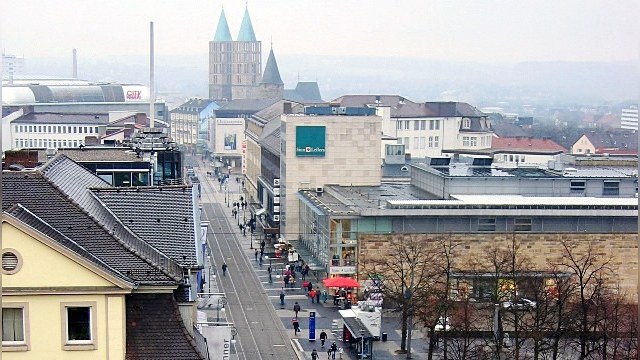 На малых оборотах: в Касселе открылся «Петербургский диалог»