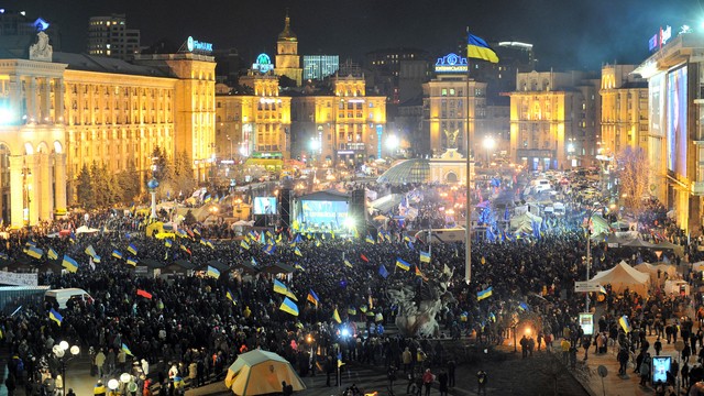 Оппозиция грозит сформировать в Киеве независимую местную власть
