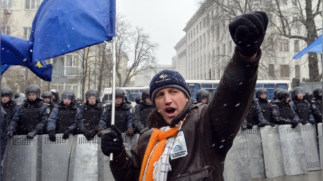 США требуют наказать ответственных за насилие в Киеве