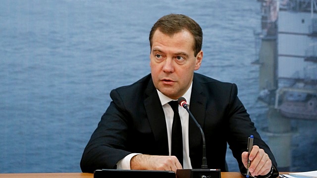 Блогозрение: Разговор с Медведевым о кислой экономике и ржавой воде