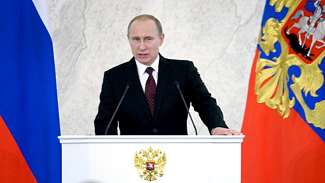 Путин призвал защитить Россию от «аморального интернационала»
