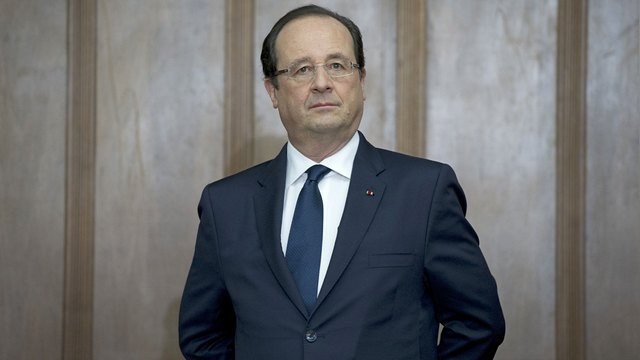 Французские политики осудили Олланда за «позорный» отказ ехать в Сочи